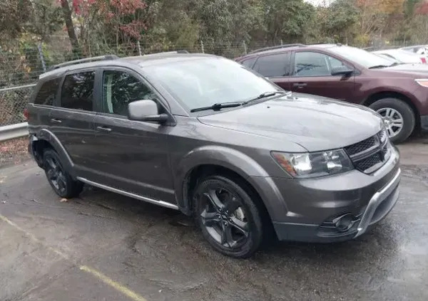 dodge journey stęszew Dodge Journey cena 29900 przebieg: 79644, rok produkcji 2020 z Stęszew